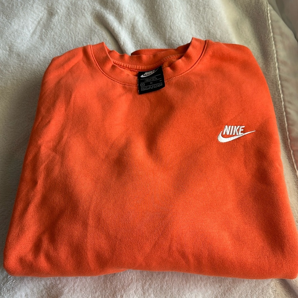 Nike sweatshirt